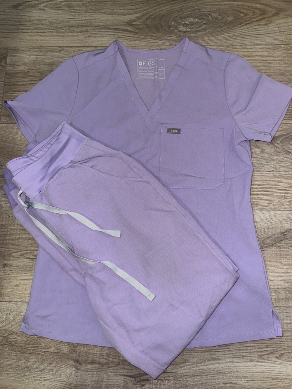 FIGS Lavender Dew Scrub Top and Jogger Set